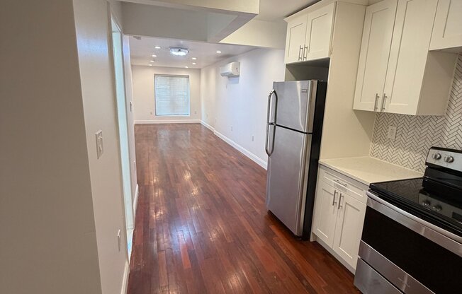 427 E 143 ST
