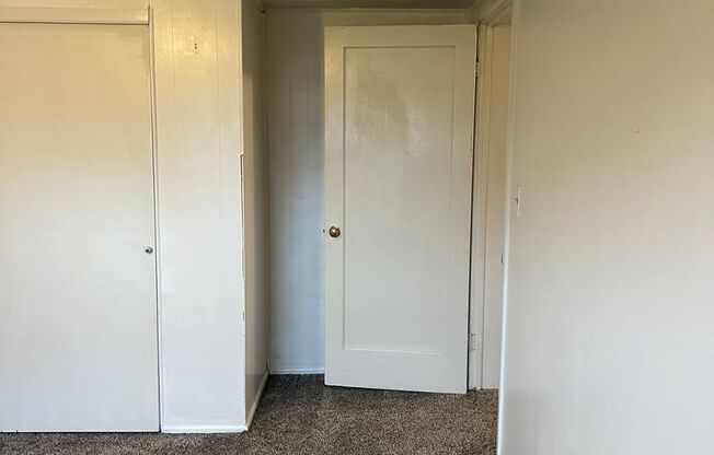 3 beds, 1 bath, $1,495