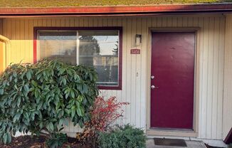 1 Bedroom 1 Bathroom at Hollywood Park Apartments