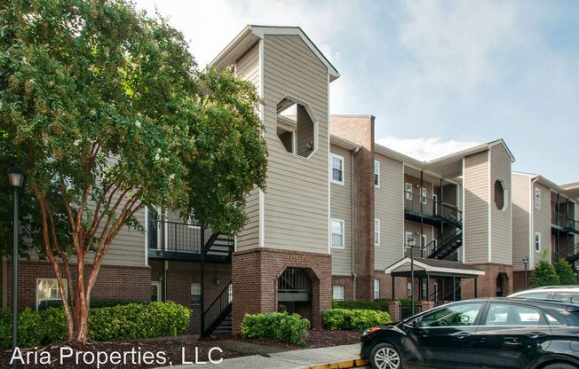 127 West End Place