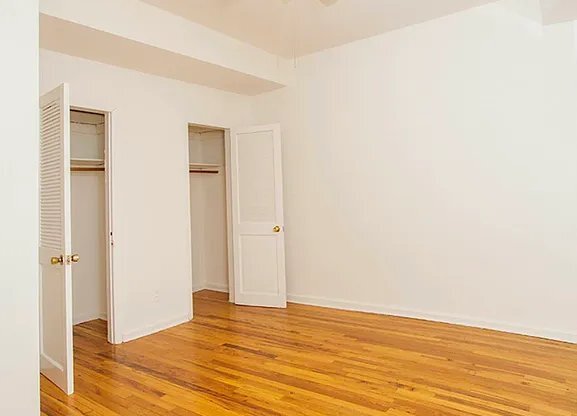 172 E 92 ST