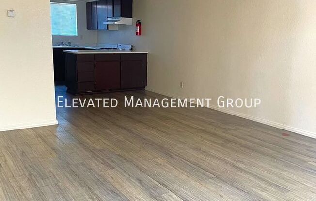 1008 ALVARADO DR SE