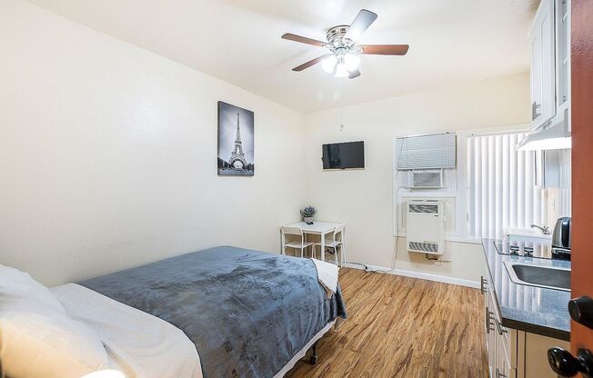 Soto Rose Apartments