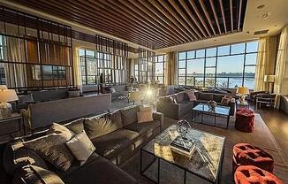 1 bed, 1 bath, $4,590, Unit 3909