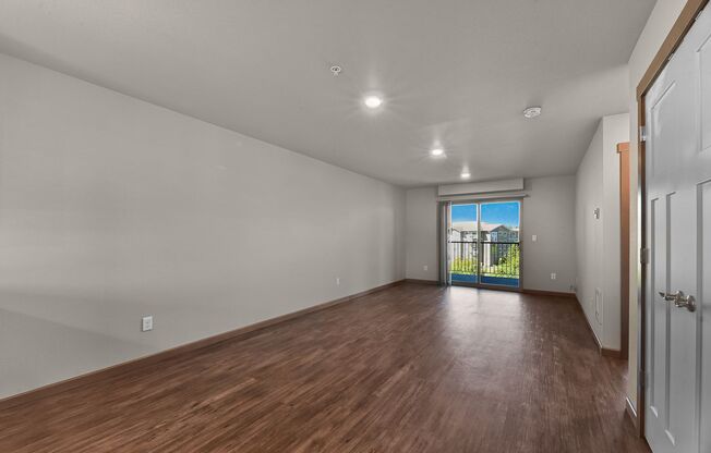 1 bed, 1 bath, 853 sqft, $1,625, Unit 307