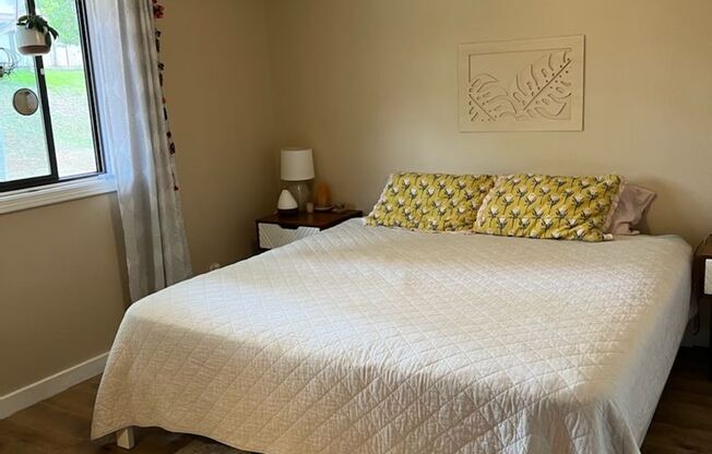 3 bedroom 2.5 bath Townhome in Mililani!