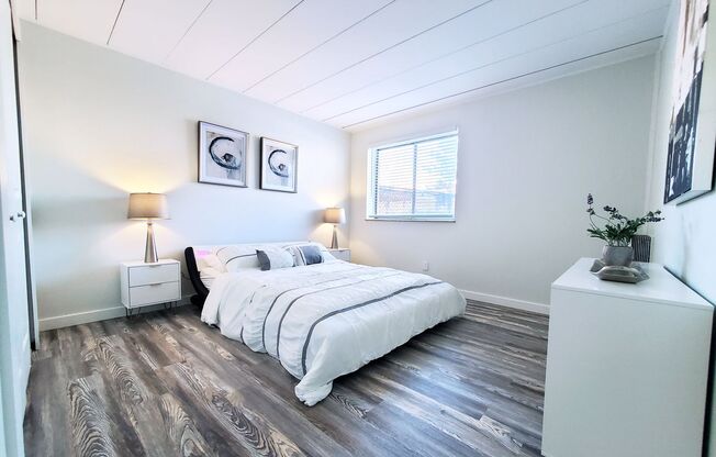 2 beds, 1 bath, 750 sqft, $1,199