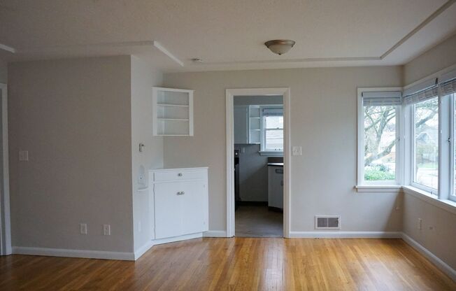 Beautiful 3-Bedroom Duplex in West Moreland Ready Soon!