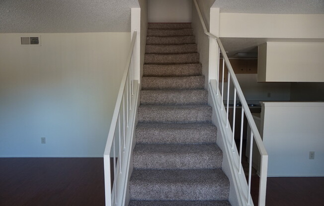 2 beds, 1.5 baths, $1,250