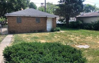 3 beds, 1 bath, $2,495