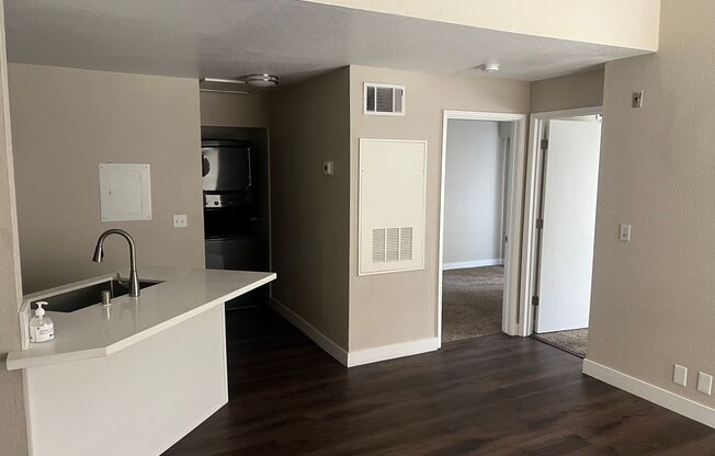 2 Bedroom 1 Bath In Central Las Vegas