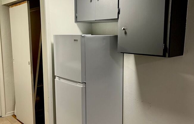 Studio, 1 bath, 350 sqft, $750, Unit Unit 455