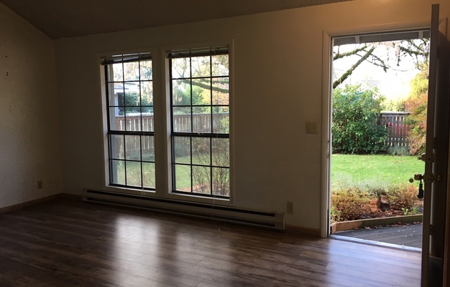 2 Bedroom in Cal Young Area