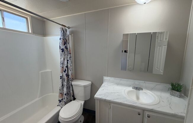 2 beds, 1 bath, 720 sqft, $2,999, Unit 116