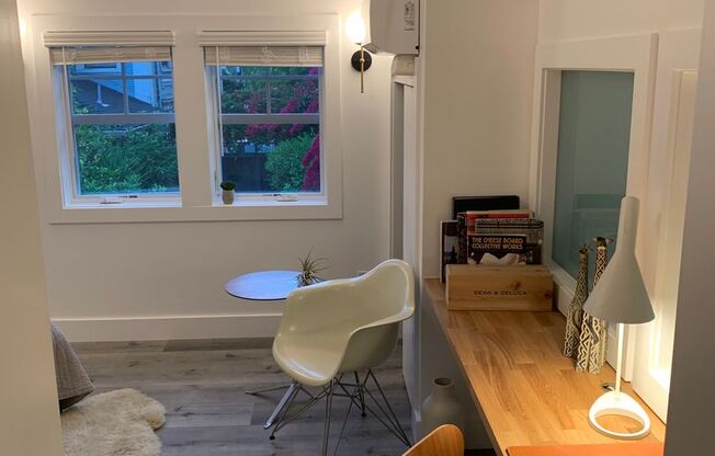 Studio, 1 bath, 125 sqft, $1,550