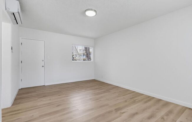 1 bed, 1 bath, 557 sqft, $1,950, Unit #102
