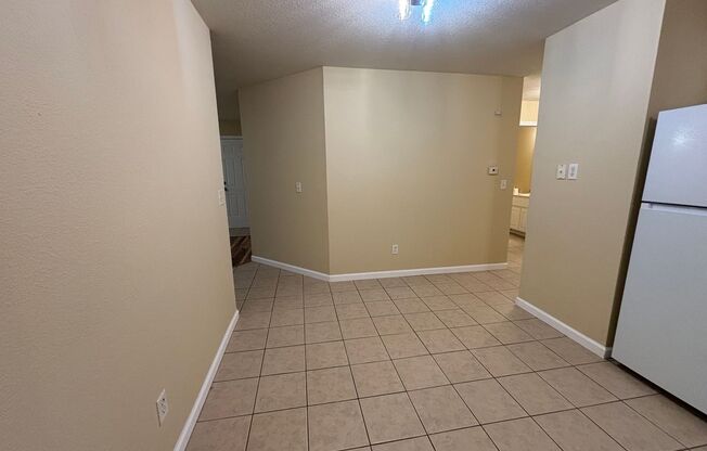 3 beds, 2 baths, $1,500, Unit 1622 Tolleson Loop Apt A