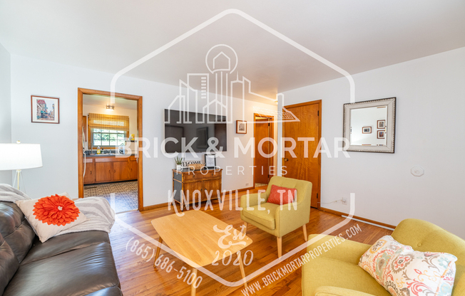 2407 HOLBROOK DR