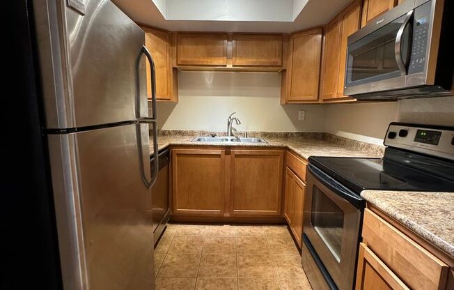 1 bed, 1 bath, $2,200, Unit # 170