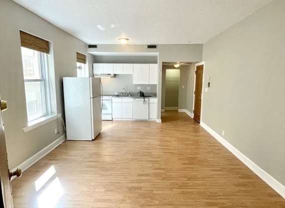 1419 COMMONWEALTH AVE