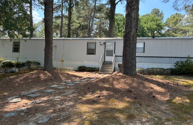 1600 STONE STRM DR