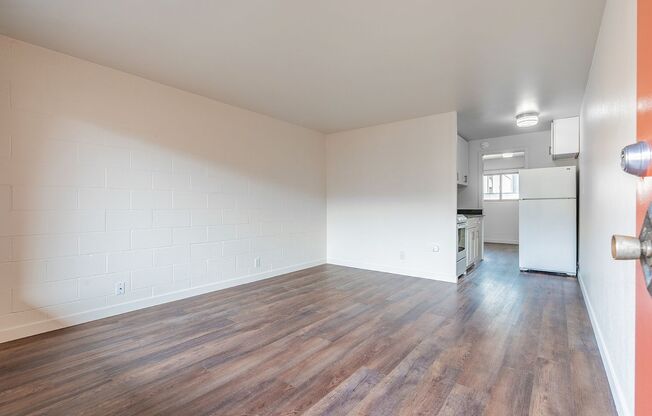 1 bed, 1 bath, 394 sqft, $1,250, Unit 01 - 209