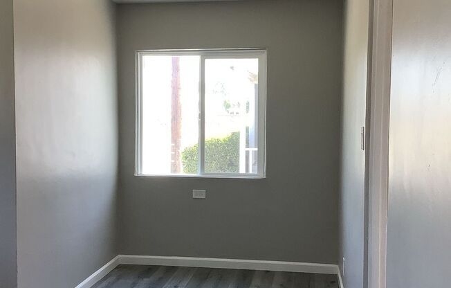 6202-12/S Newell Ave.