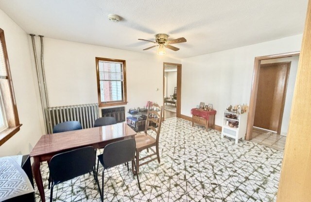 3 beds, 2 baths, $3,000, Unit 1
