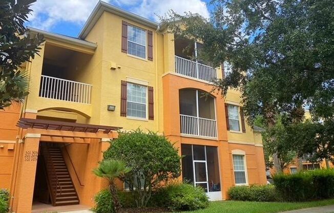 Spacious 3/2 Condo with Pond View!