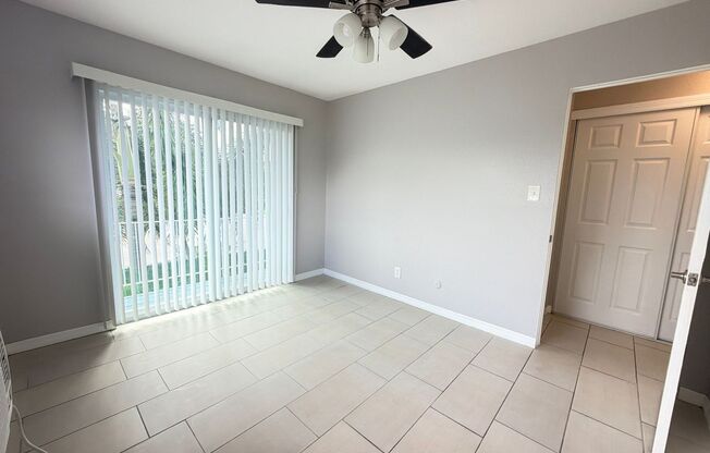 2 beds, 1 bath, $1,495, Unit 201