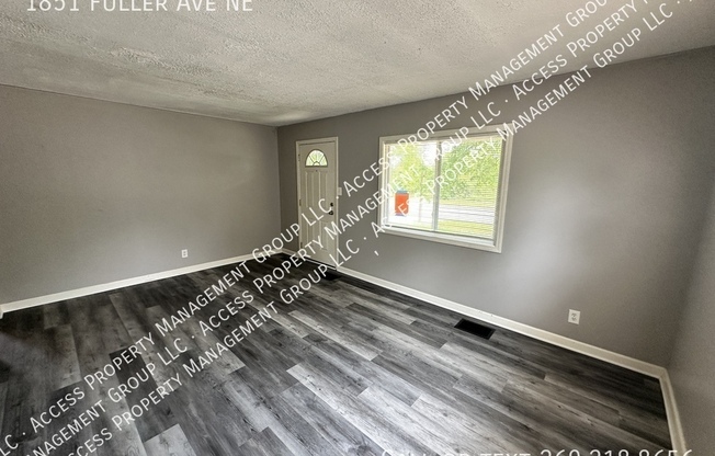 1851 FULLER AVE NE