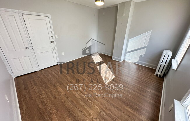 2 beds, 1 bath, 960 sqft, $1,200