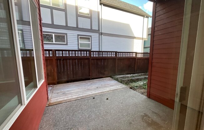 1164 SE TAMANGO ST