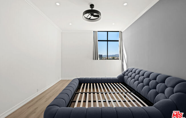 2 beds, 2 baths, 1,088 sqft, $6,200, Unit 1809