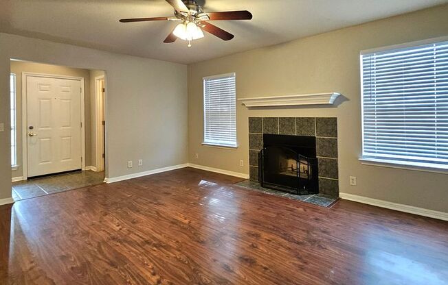 3 beds, 2.5 baths, $1,999