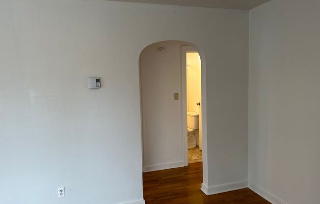 2 beds, 1 bath, $1,795