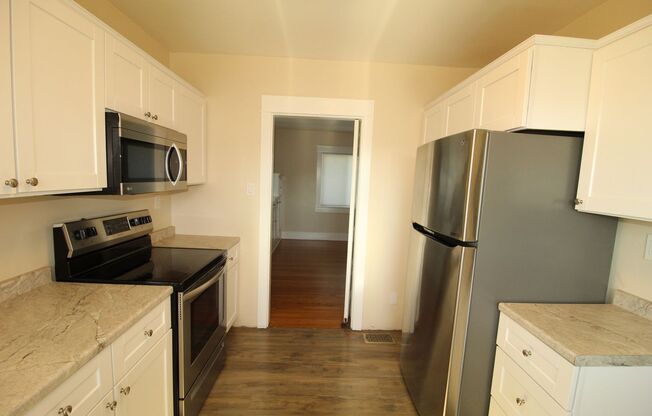 2 beds, 1.5 baths, $2,900