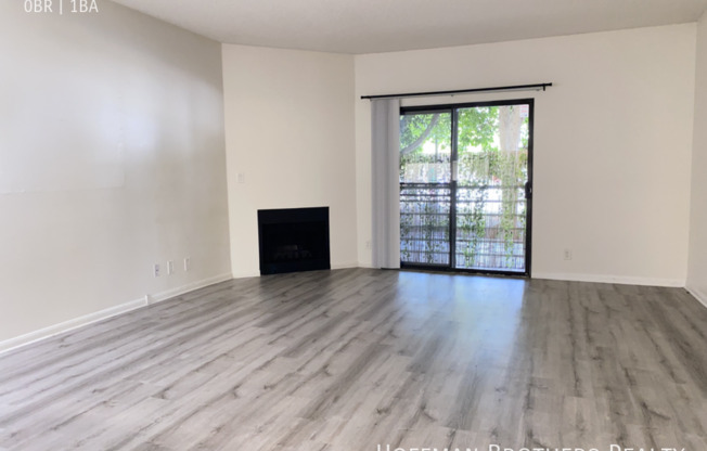 2722 ABBOT KINNEY BLVD