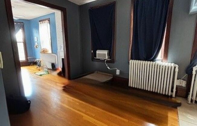 Historic building on West 7th and Grand in St. Paul