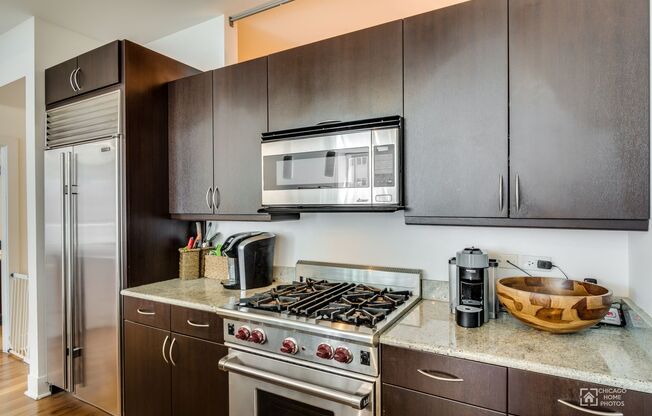 2 beds, 2 baths, $3,535, Unit 404