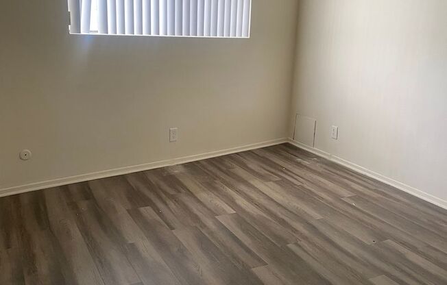 1 bed, 1 bath, $1,825, Unit 11