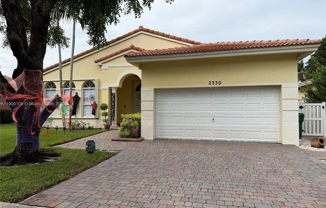 2330 SW 132ND AVE MIRAMAR, FL 33027
