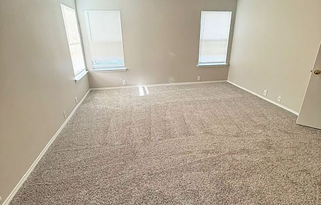 Great 4 Bdrm 2.5 Bath Home in Denton Tx