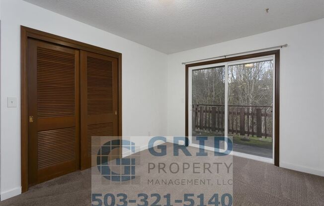 2 beds, 1 bath, $1,600, Unit 3205