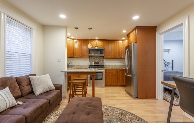 227 HURLEY ST