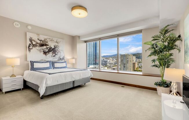 3 beds, 3 baths, $14,000, Unit # 1300