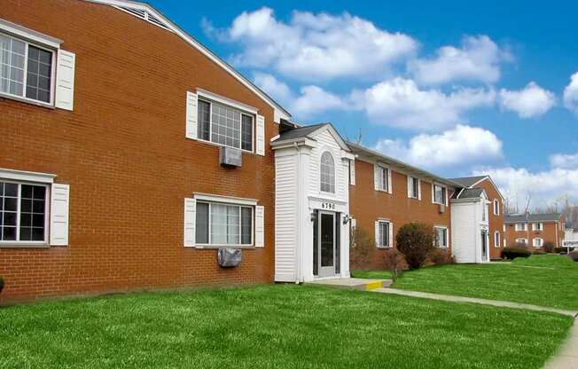 Metro Pointe Apartments