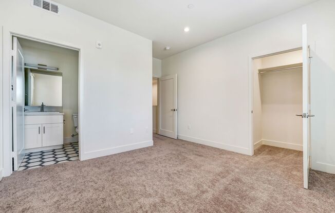 2 beds, 2.5 baths, 1,197 sqft, $4,600, Unit 118