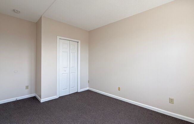1 bed, 1 bath, 476 sqft, $1,280, Unit 405