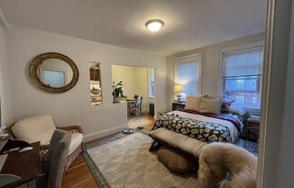 52 Strathmore Rd